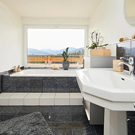 Elchegg - & Panorama-loft * Rettenberg